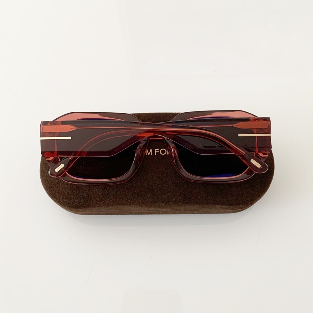Tom Ford Sunglasses, New 250 - Picture 8 of 9